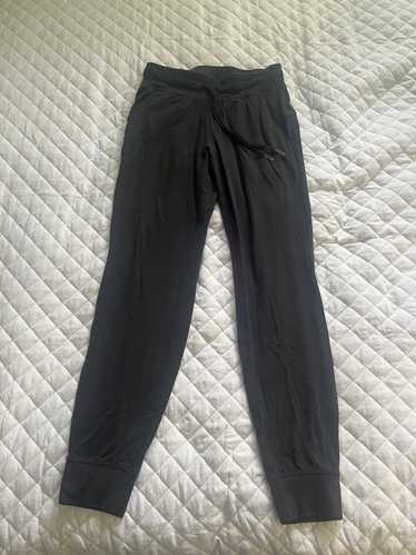 Lululemon Navy lululemon joggers size 6