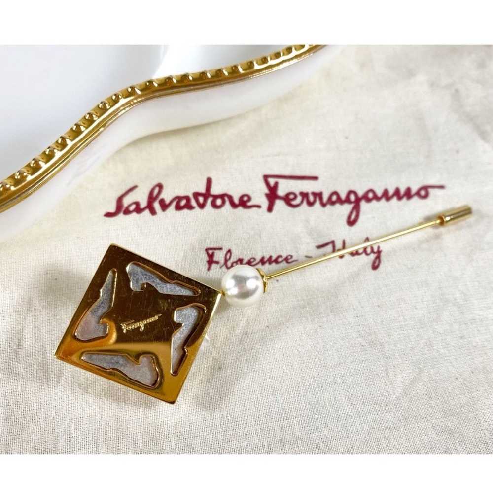 Givenchy Salvatore Ferragamo Gold & Pearl Pin - image 3