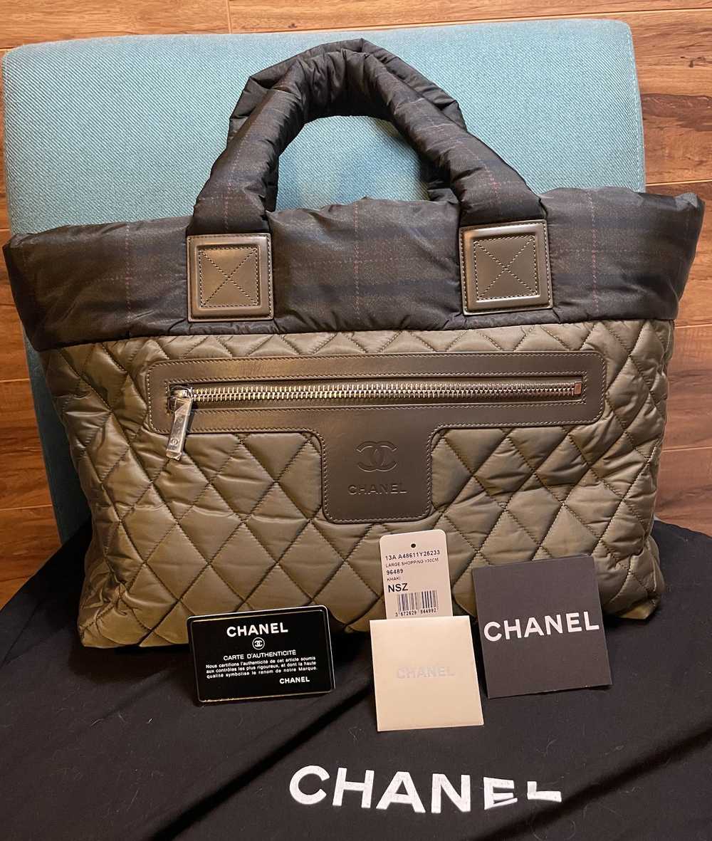 Chanel Coco Cocoon Zipped Tote - image 1