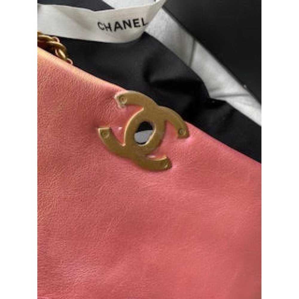 Chanel Chanel 19 leather handbag - image 5