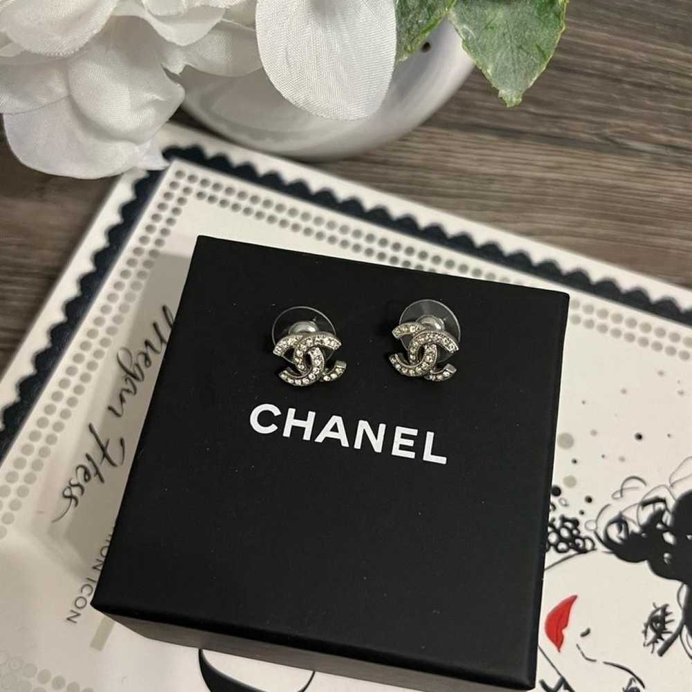 Chanel Cc earrings - image 7