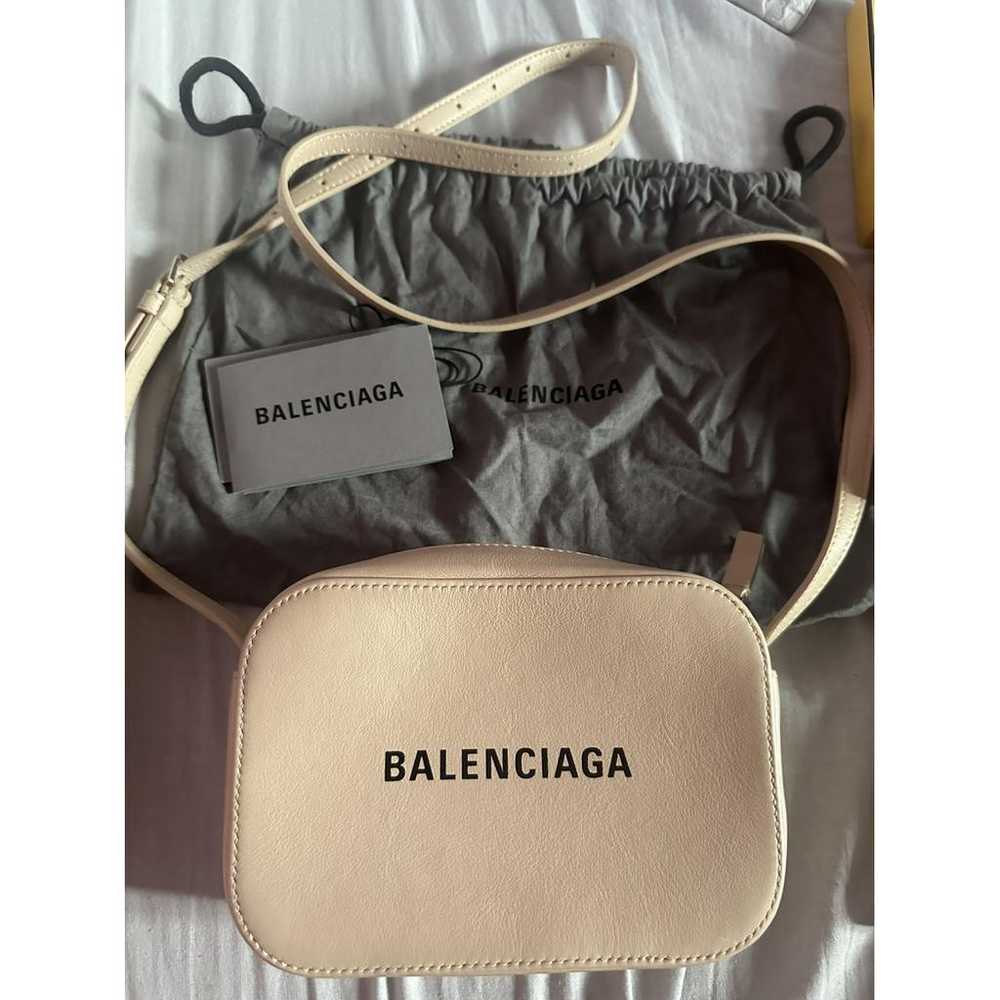 Balenciaga Everyday leather crossbody bag - image 3