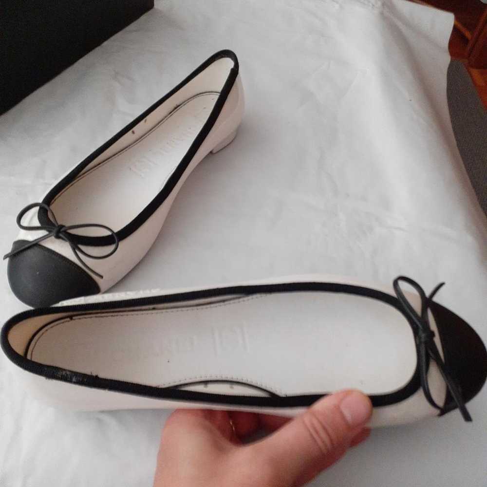 Chanel Cambon ballet flats - image 3