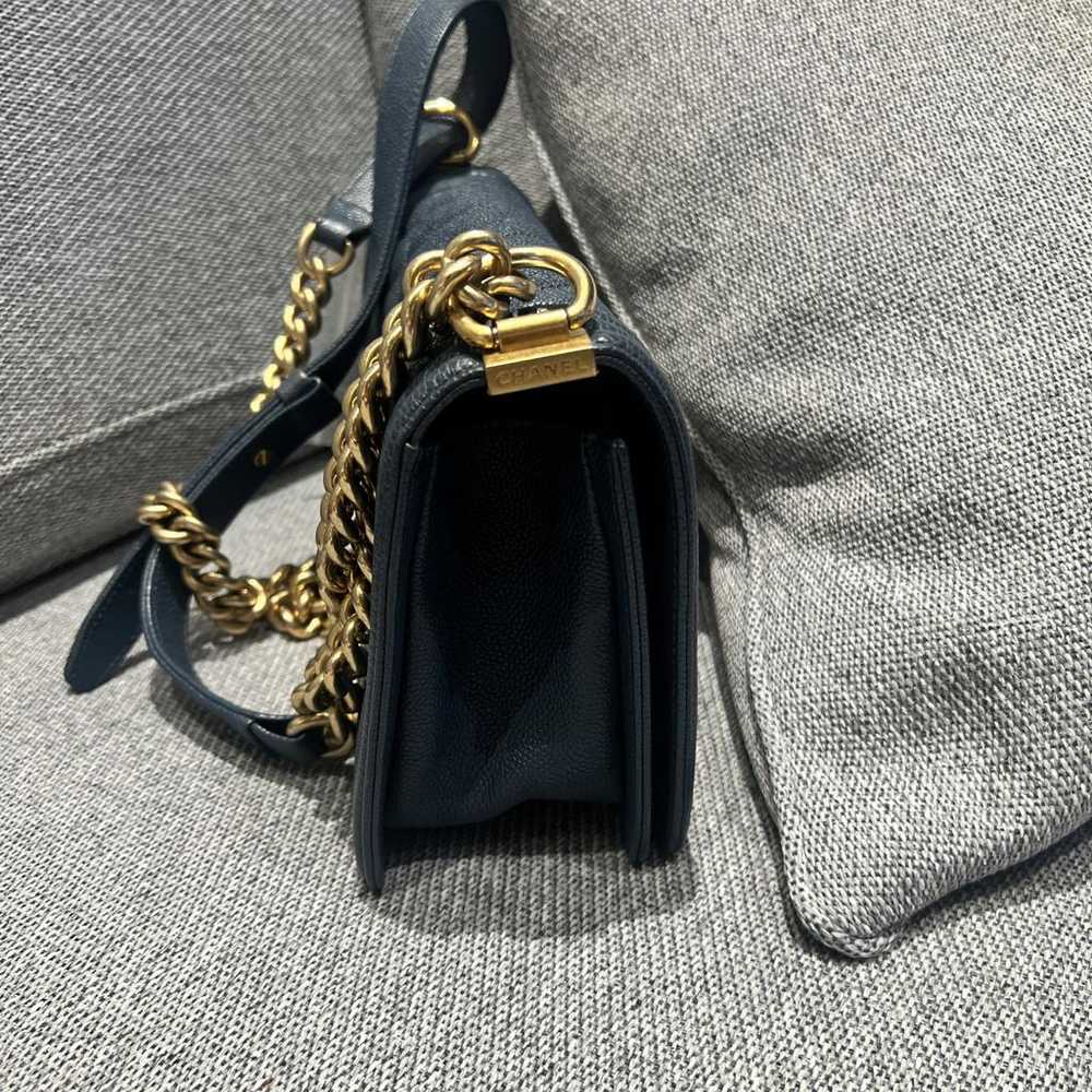 Chanel Boy leather crossbody bag - image 5