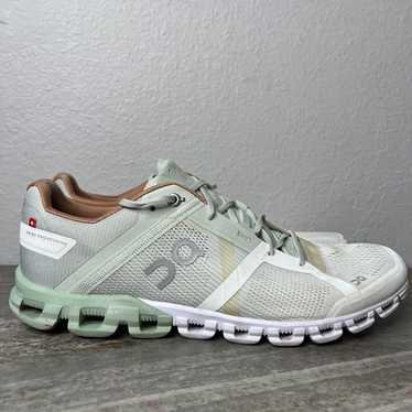 ON-Running W’s Cloudflow Running Shoe  Size 10.5 … - image 1
