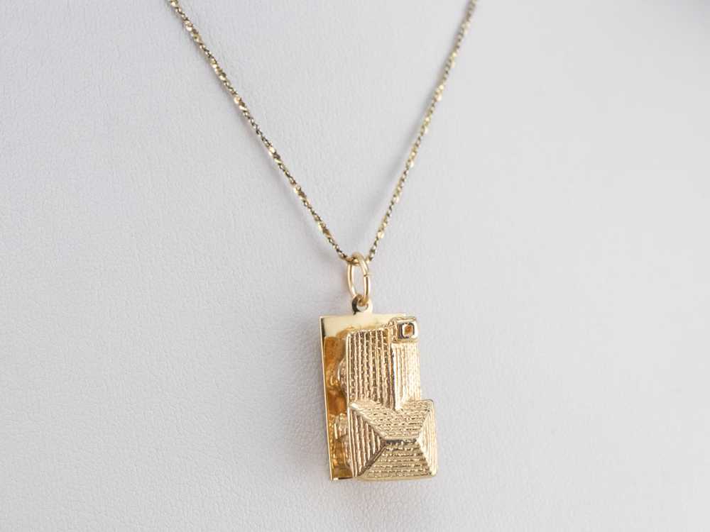 Vintage Gold House Charm Pendant - image 9