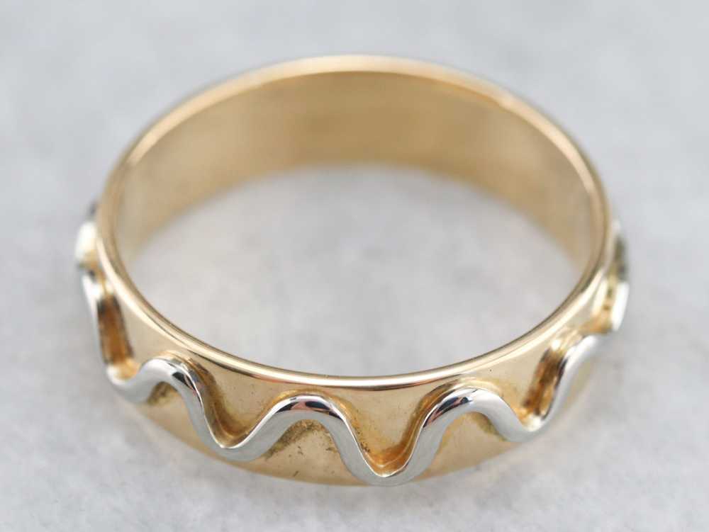 18K Gold Squiggle Pattern Band - image 3