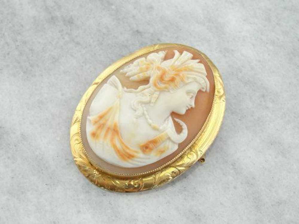 White Shell Cameo in Fine Gold Frame Pendant or B… - image 2