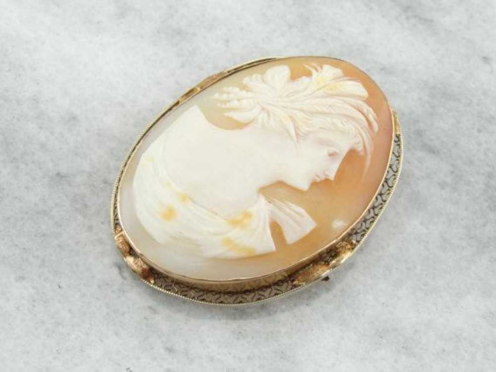 Yellow Gold Filigree Art Deco Cameo, Pendant or P… - image 2