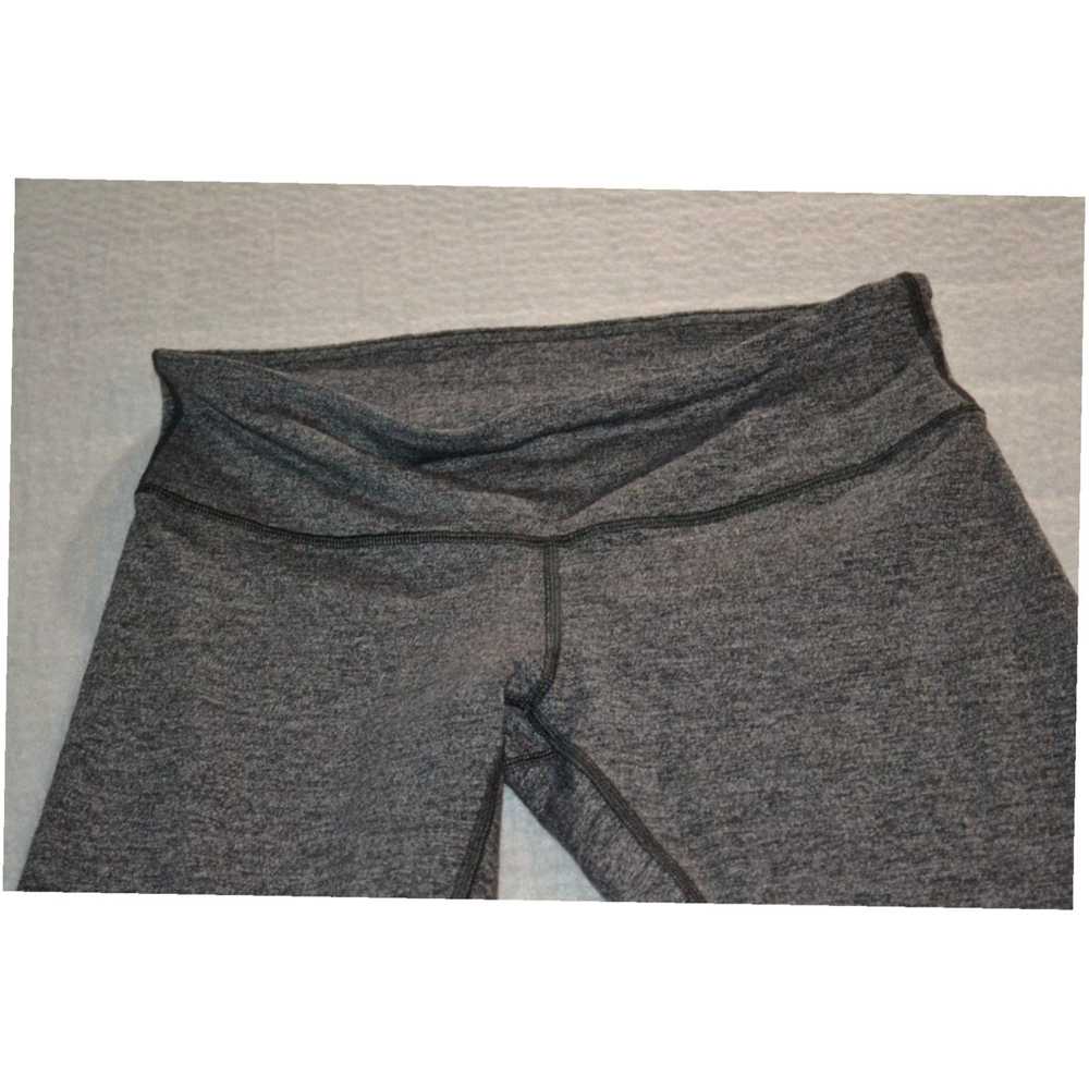 Lululemon Authentic Luxury Fitness Apparel for Wo… - image 4