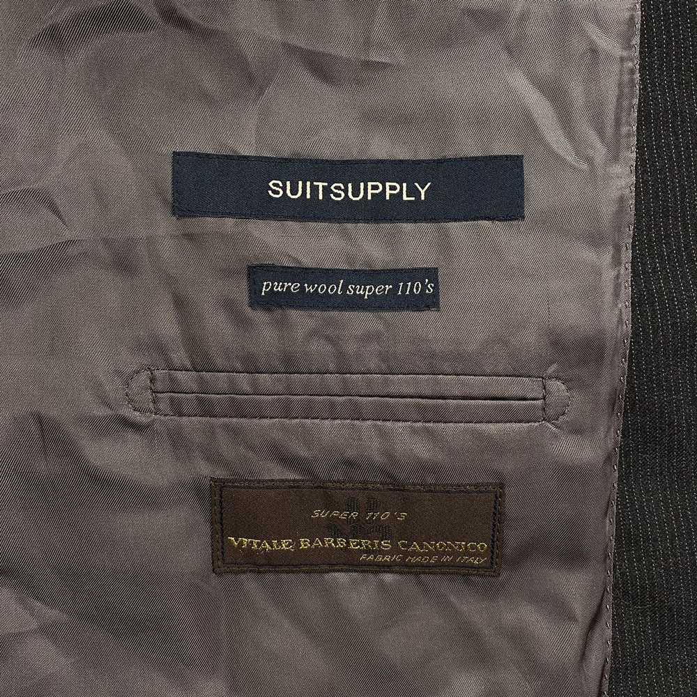 Luxury × Suitsupply Suitsupply Gray Pure Wool Sup… - image 4