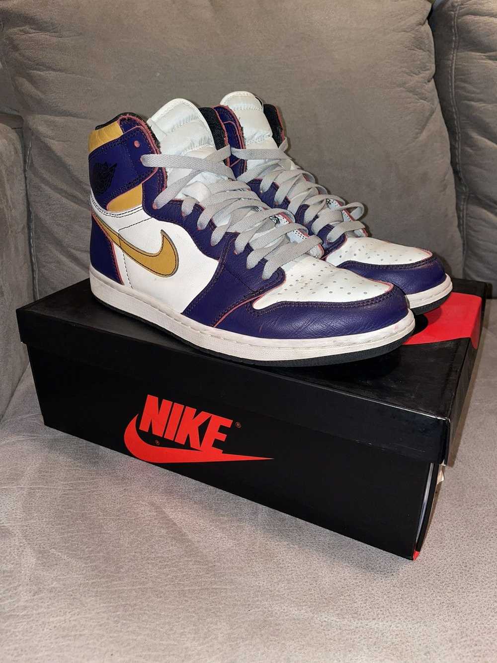 Jordan Brand × Nike Jordan 1 Retro High SB LA To … - image 3