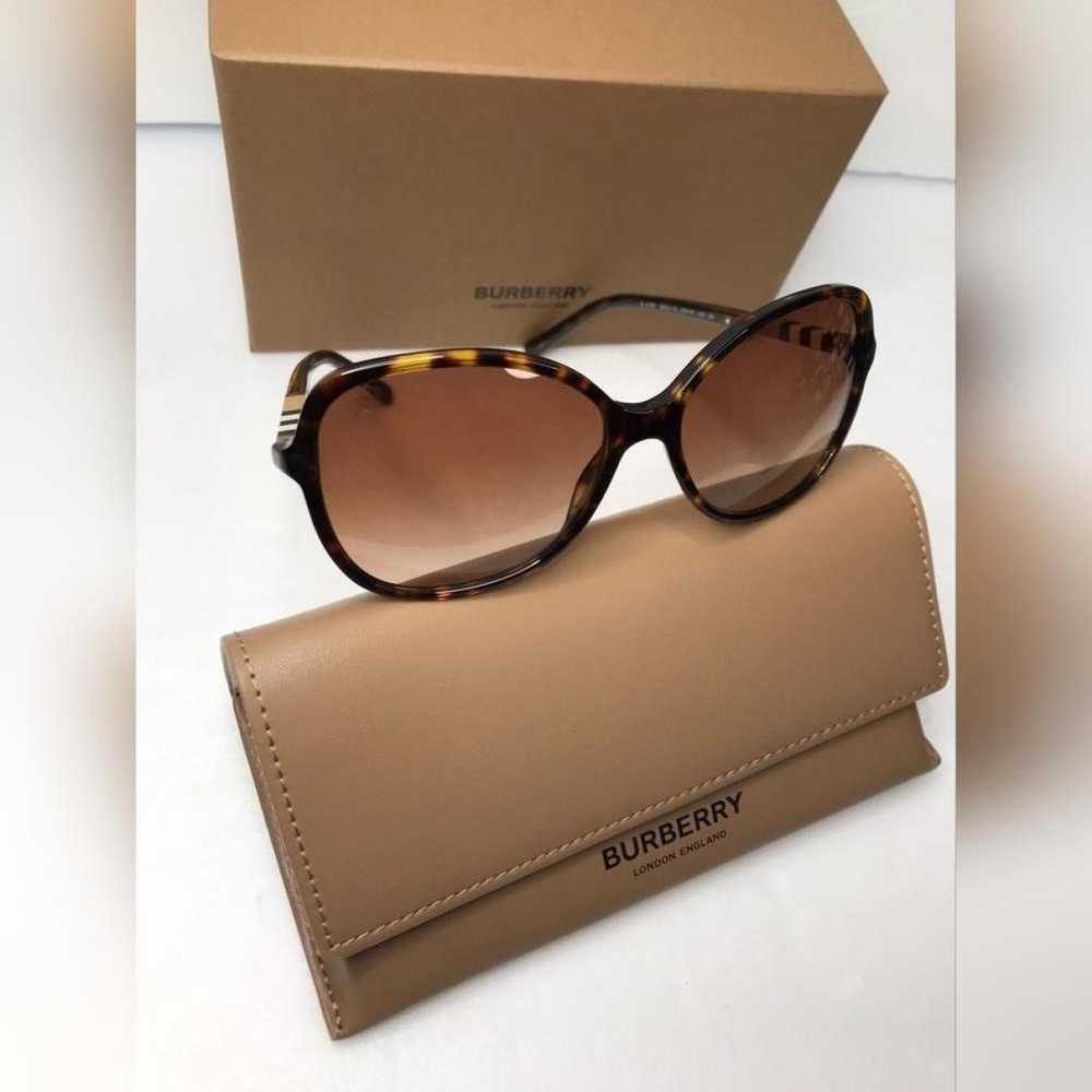 Burberry Aviator sunglasses - image 4