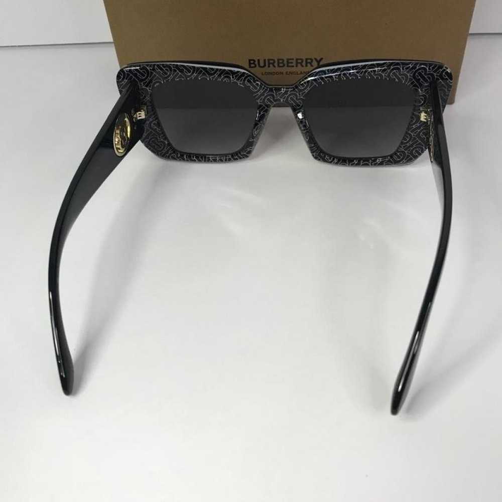 Burberry Aviator sunglasses - image 6