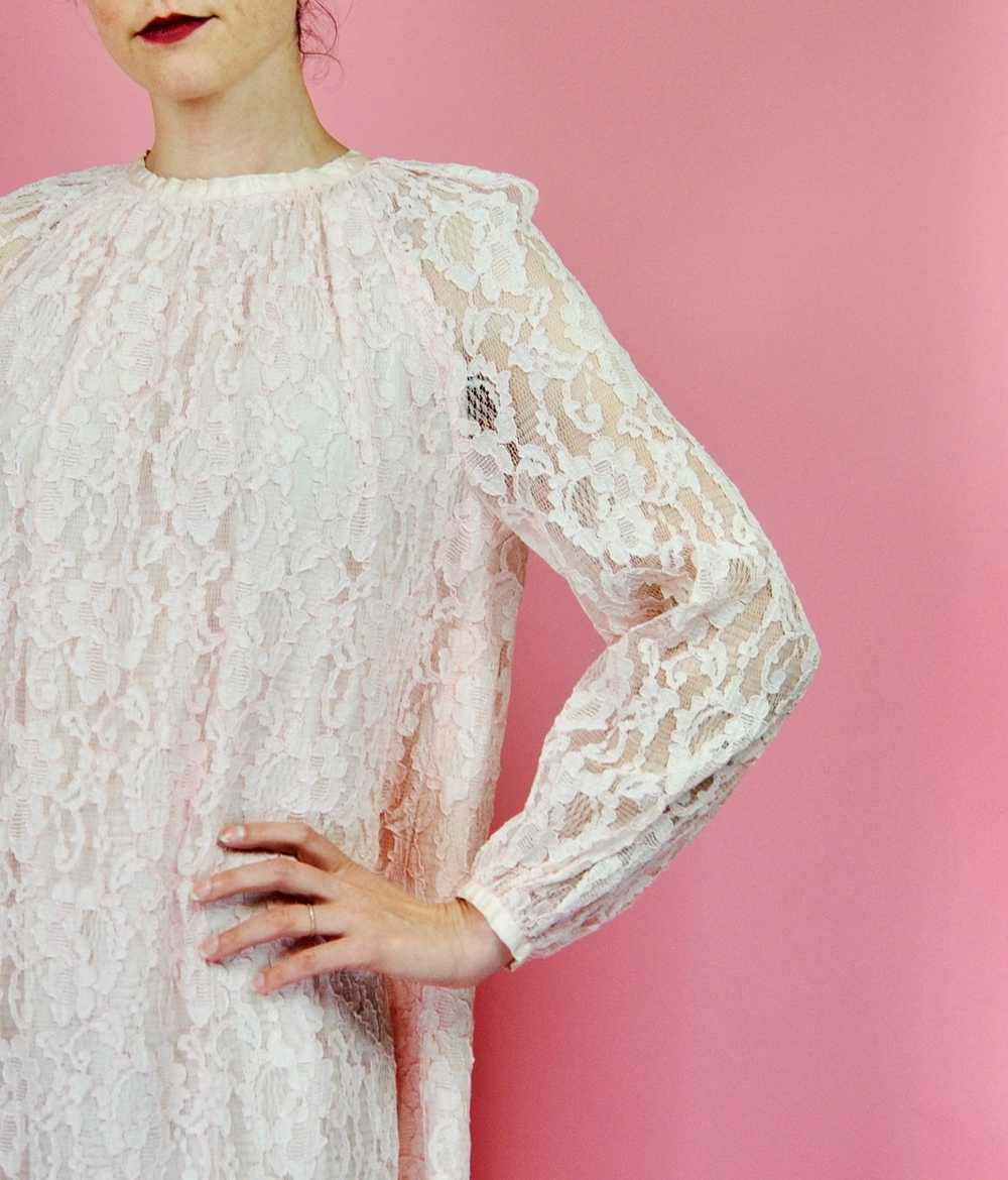 1960s Vintage Pale Pink Lace Cocktail or Party Sh… - image 2