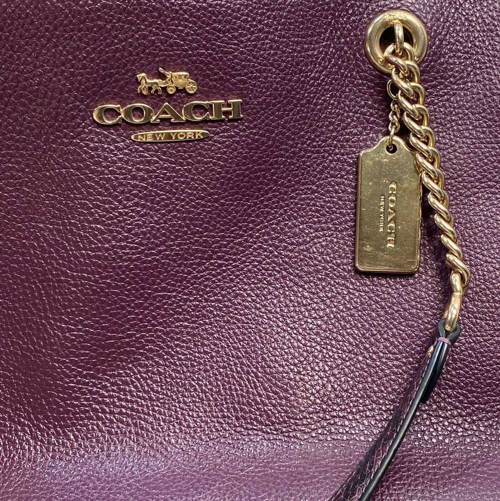 Coach Pebble Leather Cammie Chain Shoulder Tote B… - image 8