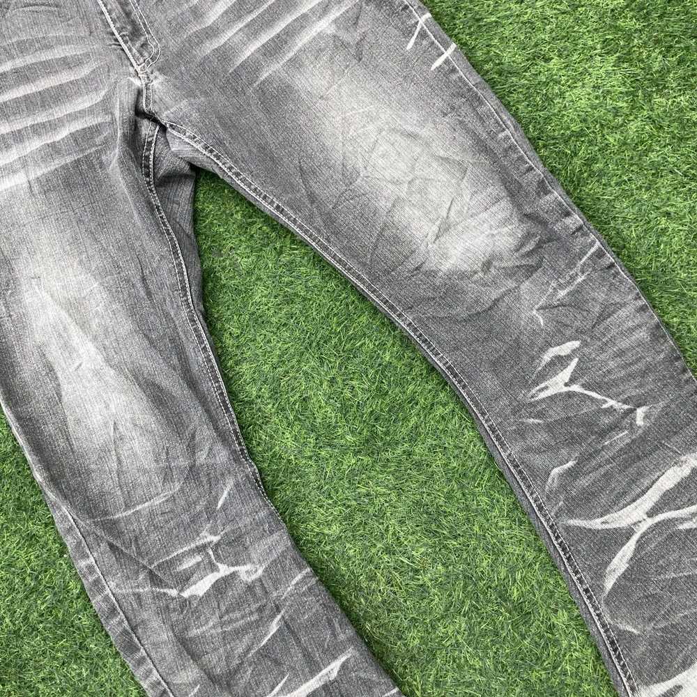 semanticdesign SEMANTIC DESIGN FLARED DISTRESSED … - image 4