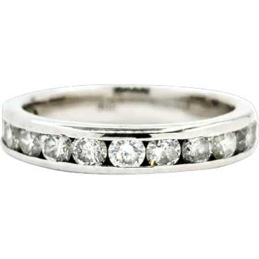 Timeless Sparkle: 14k White Gold Diamond Ring - image 1