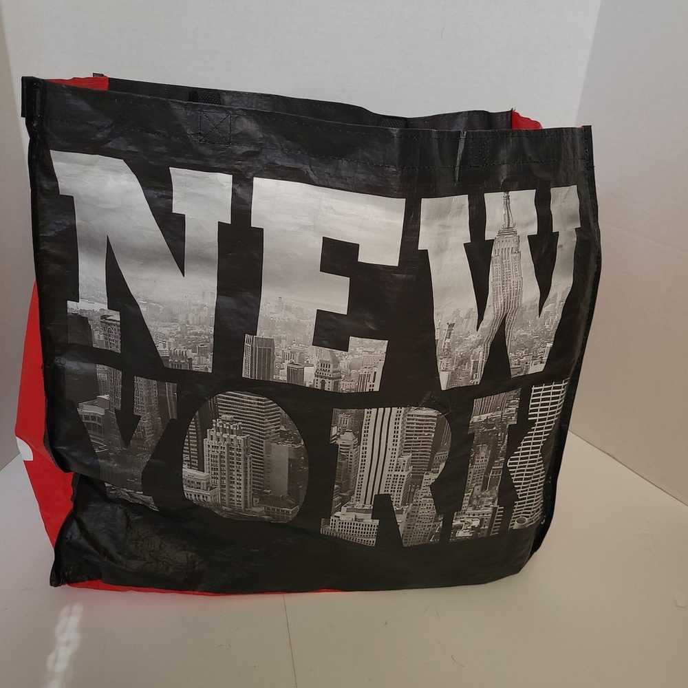 TJ MAXX Reusable Tote - NEW YORK - VINTAGE/DISCON… - image 1