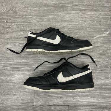 Nike Nike Black and White Dunks size 9 - image 1