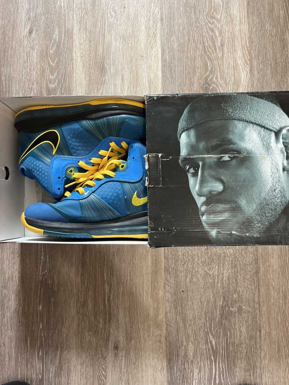 Nike Nike LeBron 8 V2- Entourage - image 7