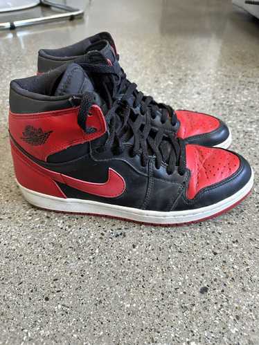 Nike Air Jordan 1 Bred 2001 Retro - image 1