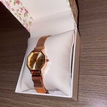 【稼働/良品】LAURA ASHLEY クオーツ ゴールド レディース Laura Ashley | Accessories | Laura Ashley Gold Stretch