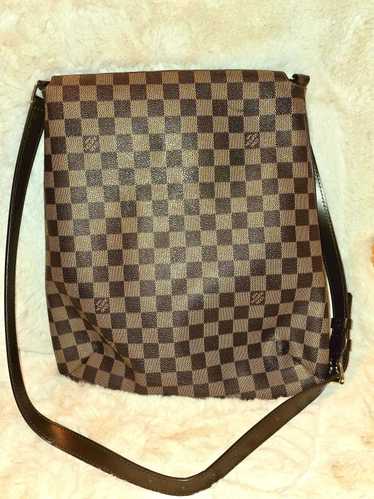 Louis Vuitton LV Damier Sling/crossbody bag