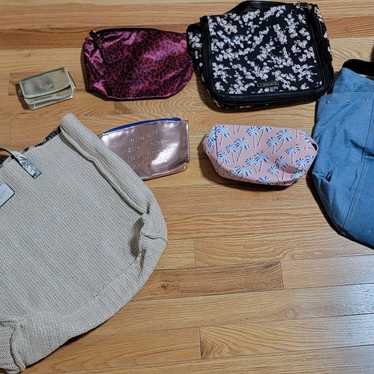 Lot of Victoria's secret vs handbags cosmetic bags