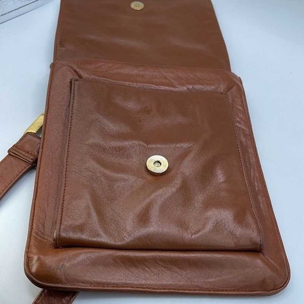 Vintage 80’s C.C. Courtenay Carmel leather messen… - image 4