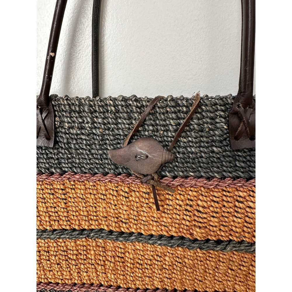 Raffia straw woven shoulder bag - image 2