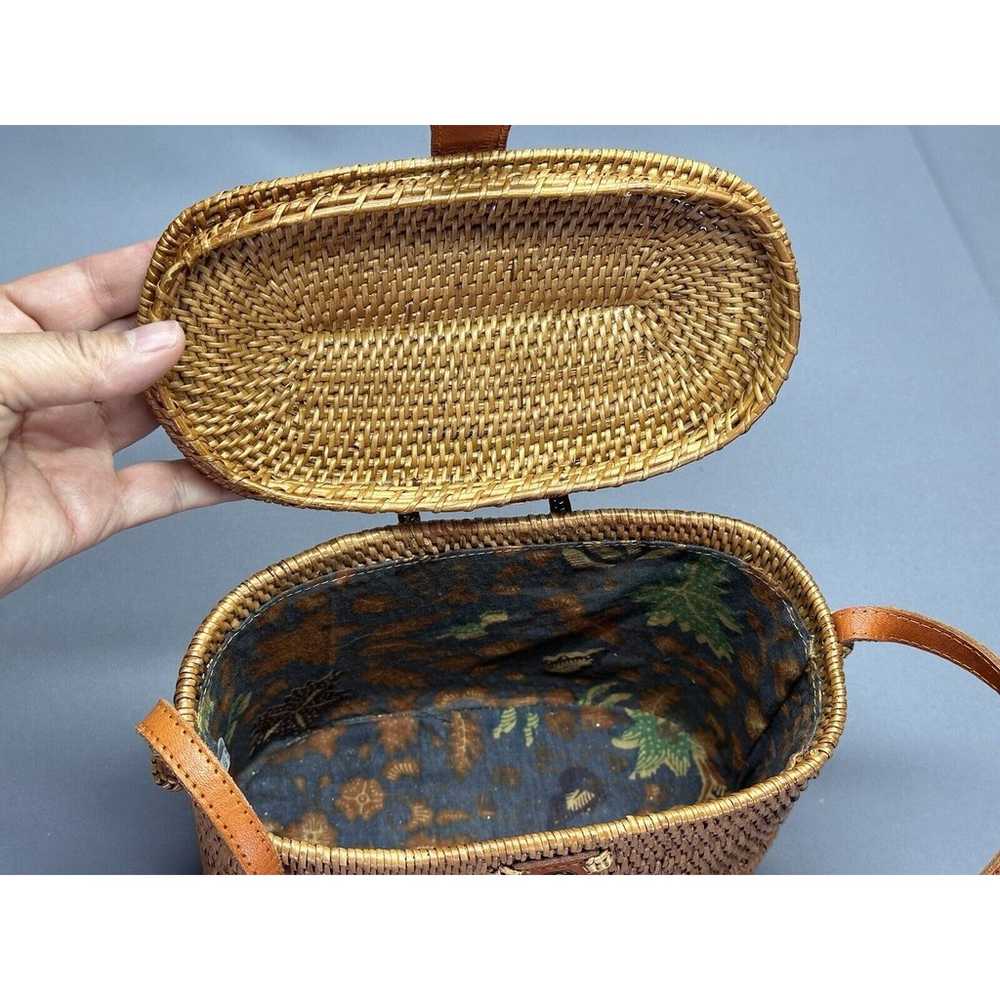 VTG Rattan Woven Bucket Bag Crossbody Purse Small… - image 3