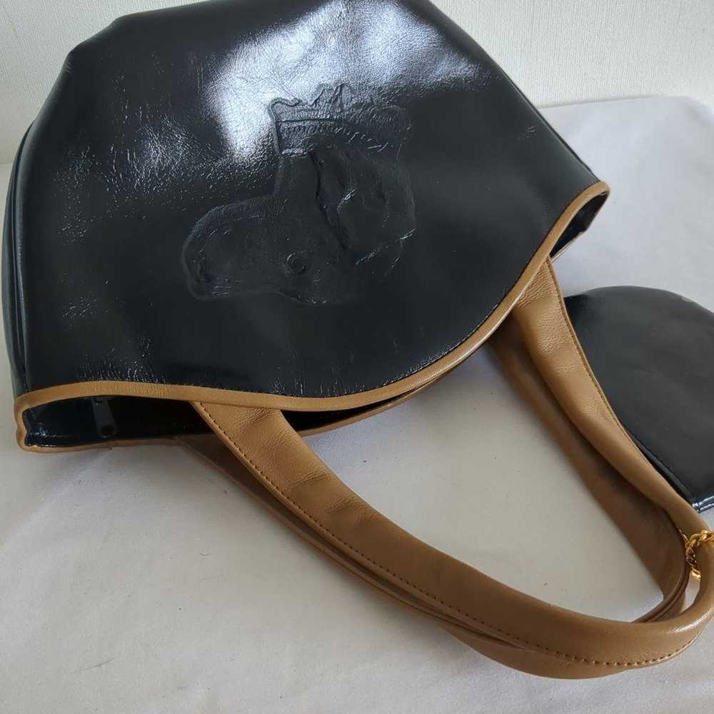 Kitamura handbag, leather, black, featuring a lar… - image 4