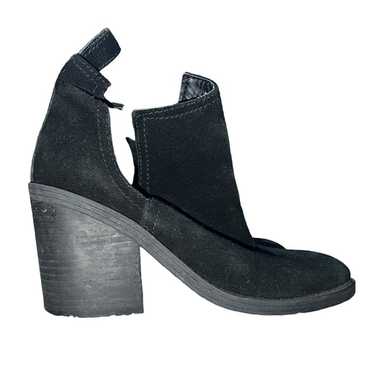 Steve Madden Sharini Black Leather Suede Ankle Bo… - image 1