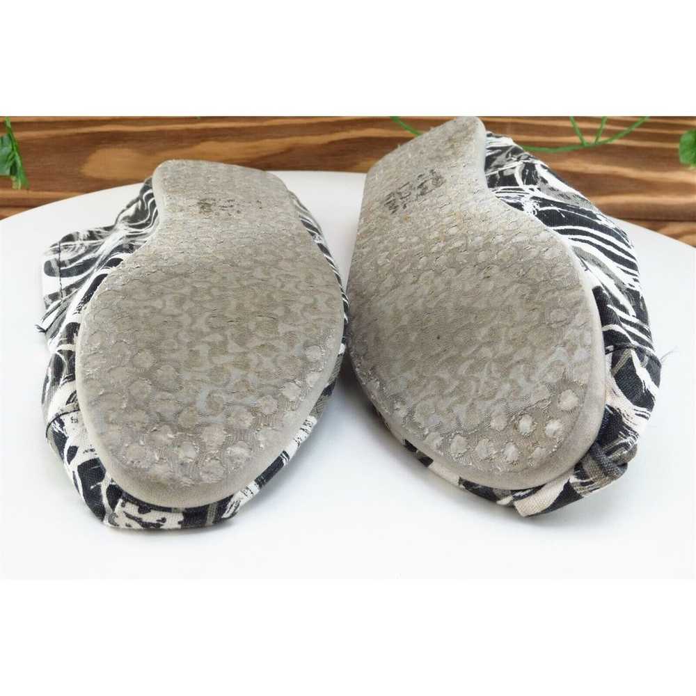 Toms Women Sz 8.5 M Gray Flat Fabric Shoes - image 10