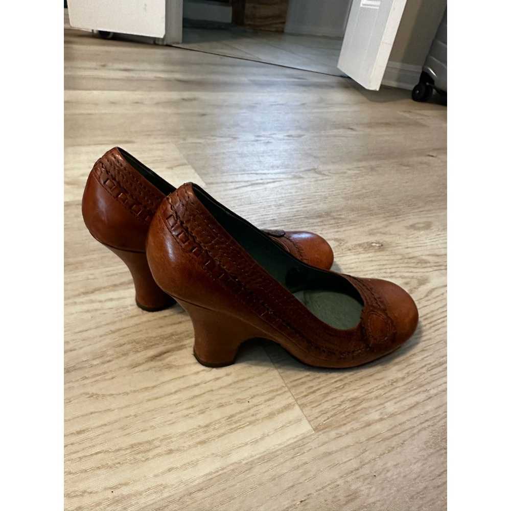 Biviel brown leather wedge heels size 9 round toe - image 7