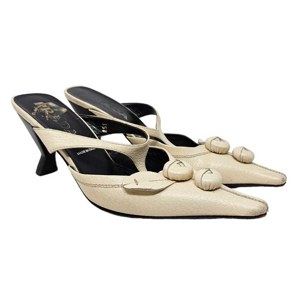 Vintage Y2K Prada 35.5 Cream Leather Flower Squar… - image 1