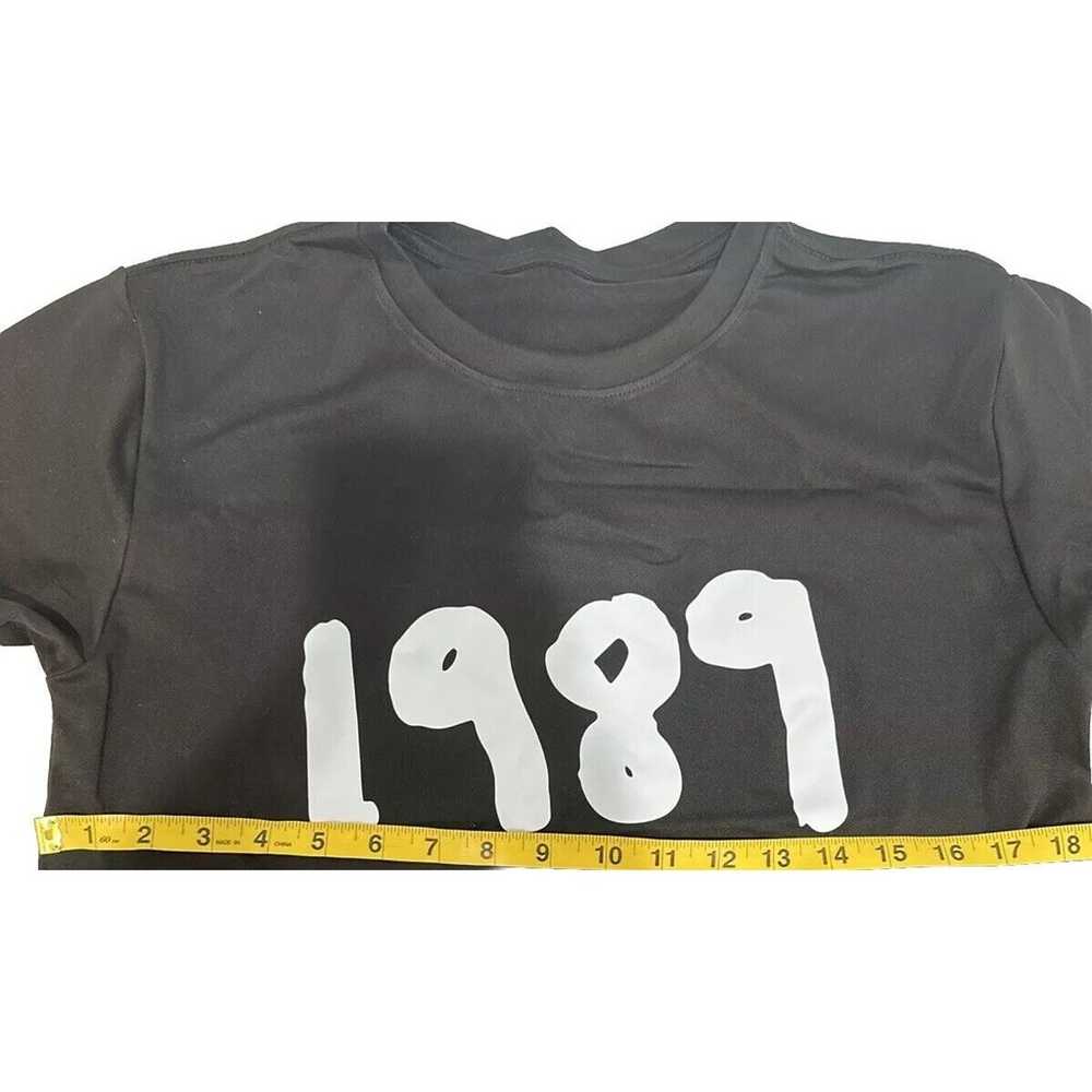 Taylor Swift 1989 Black Concert Shirt Women’s Sma… - image 2