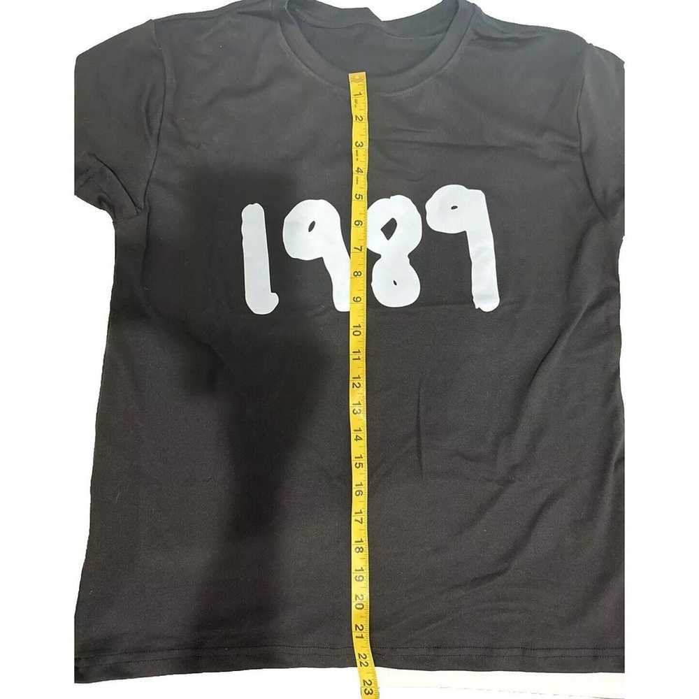 Taylor Swift 1989 Black Concert Shirt Women’s Sma… - image 3