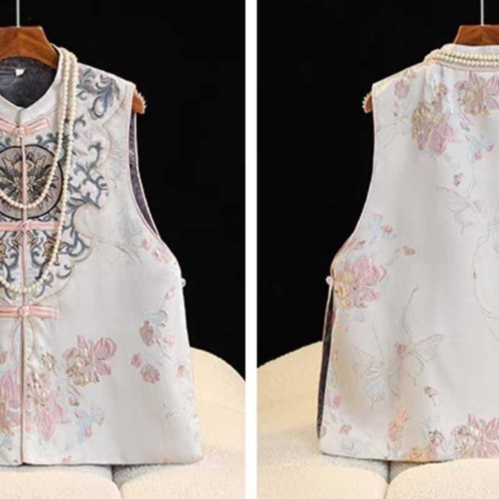 Pink silk  embroidered vest - image 3