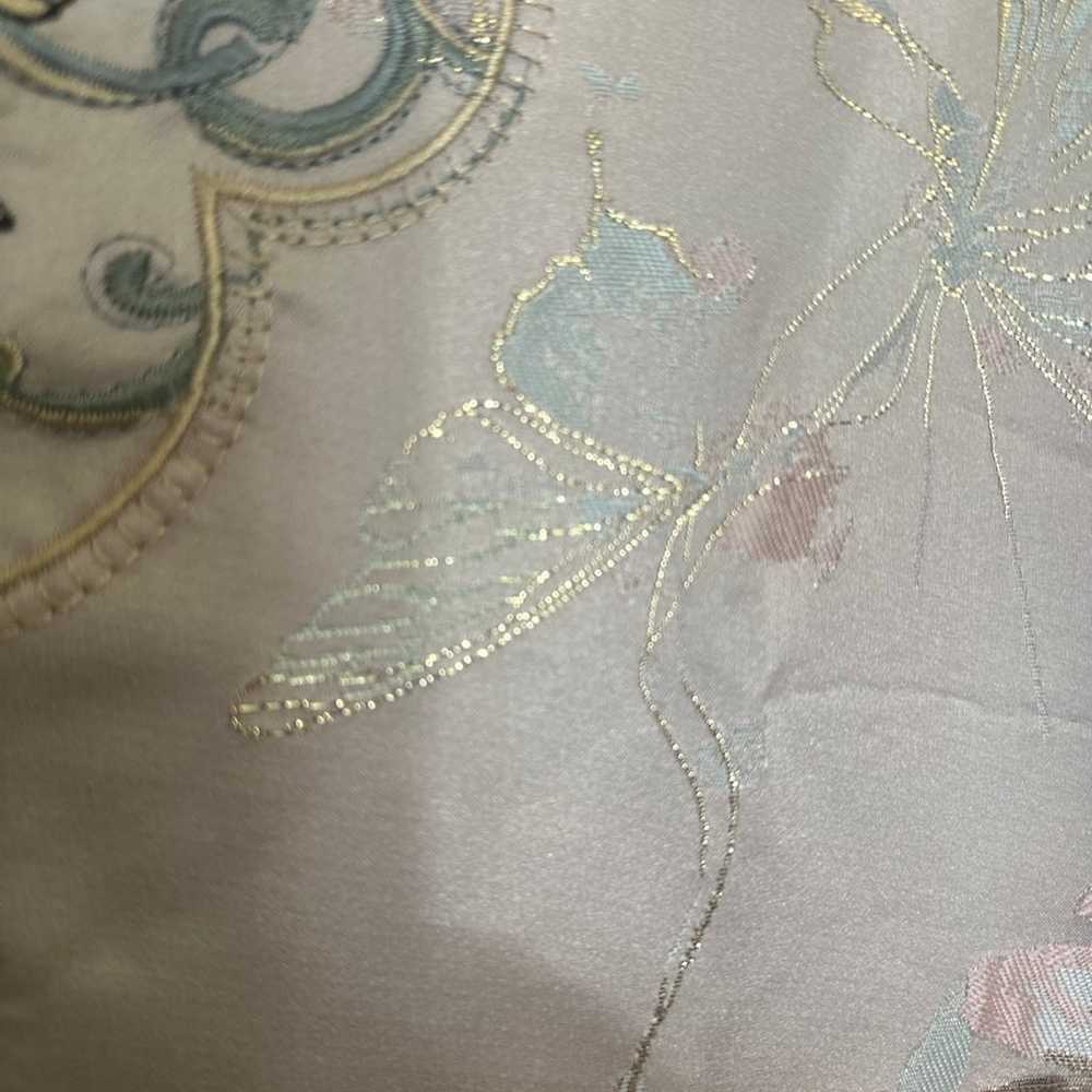 Pink silk  embroidered vest - image 8