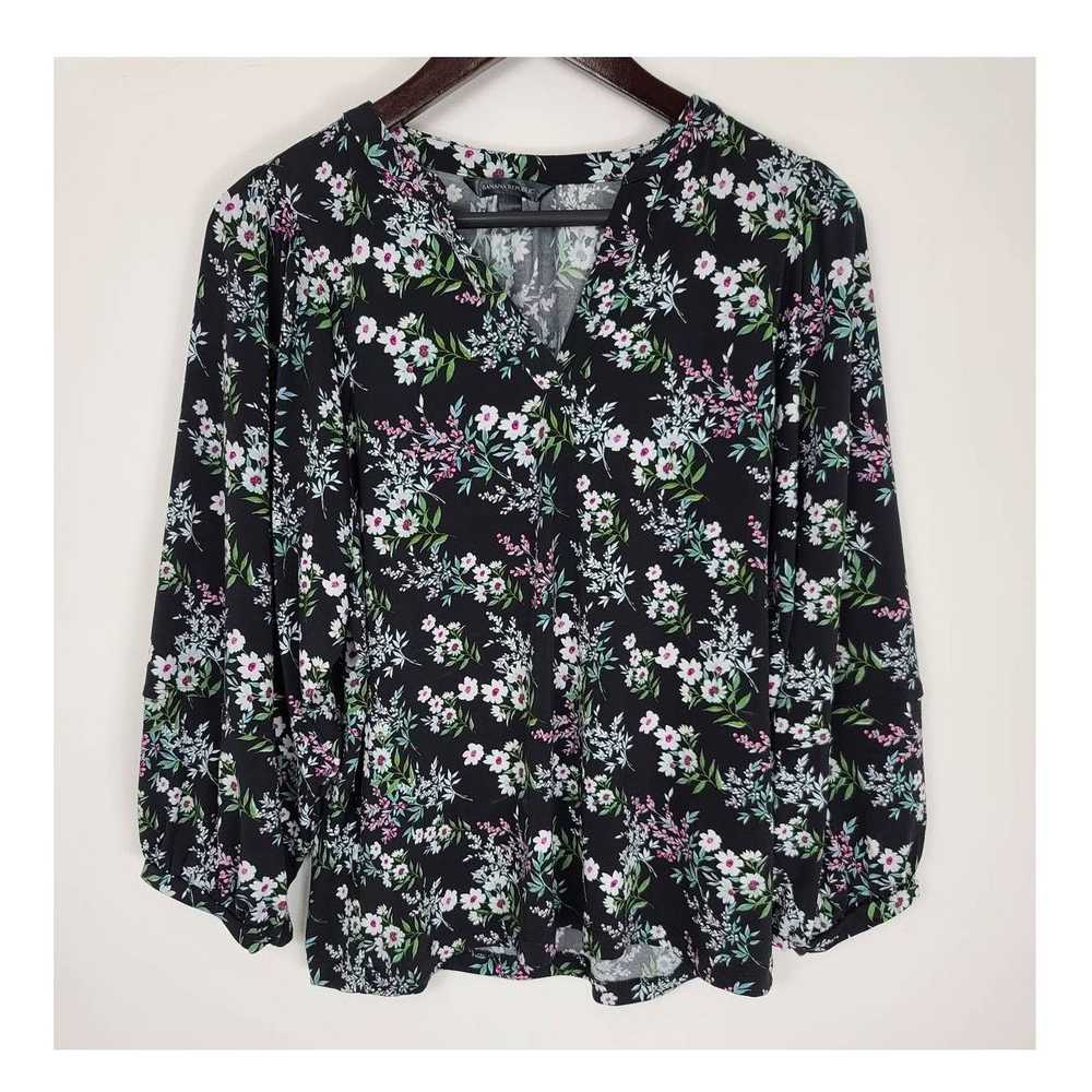 Banana Republic Banana Republic Split Neck Floral… - image 2