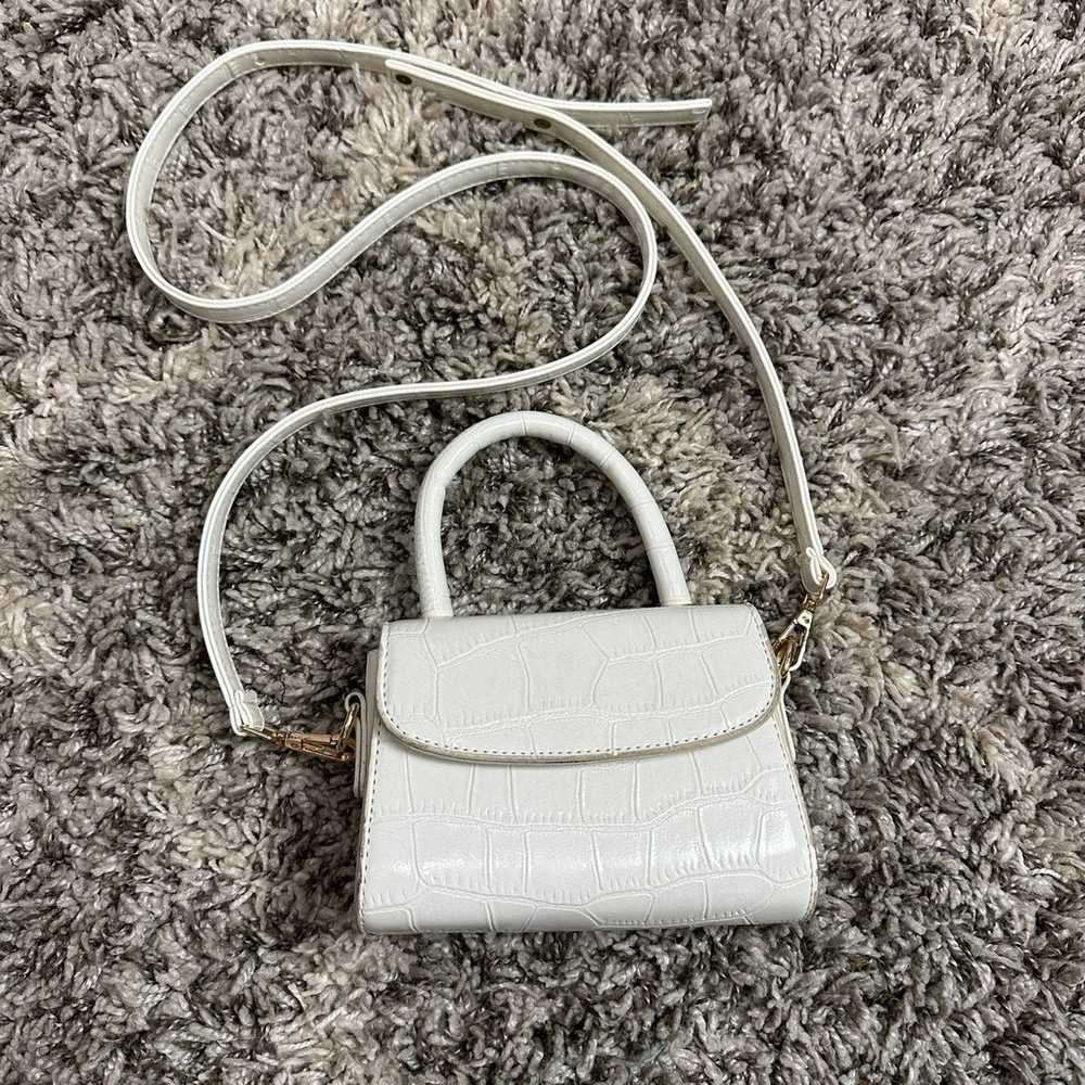 VTG White Faux Vegan Leather Crocodile Alligator … - image 11