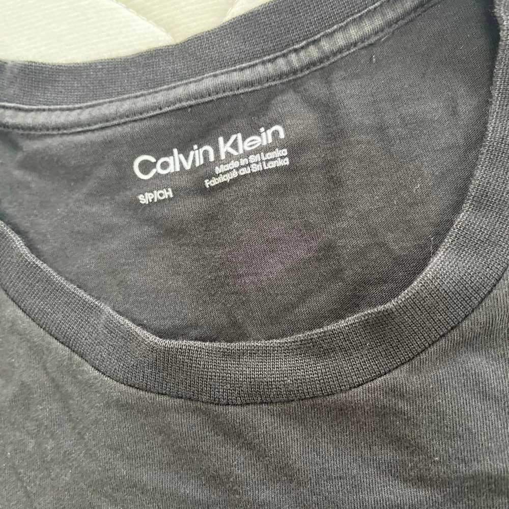 Calvin Klein T-shirts - image 2