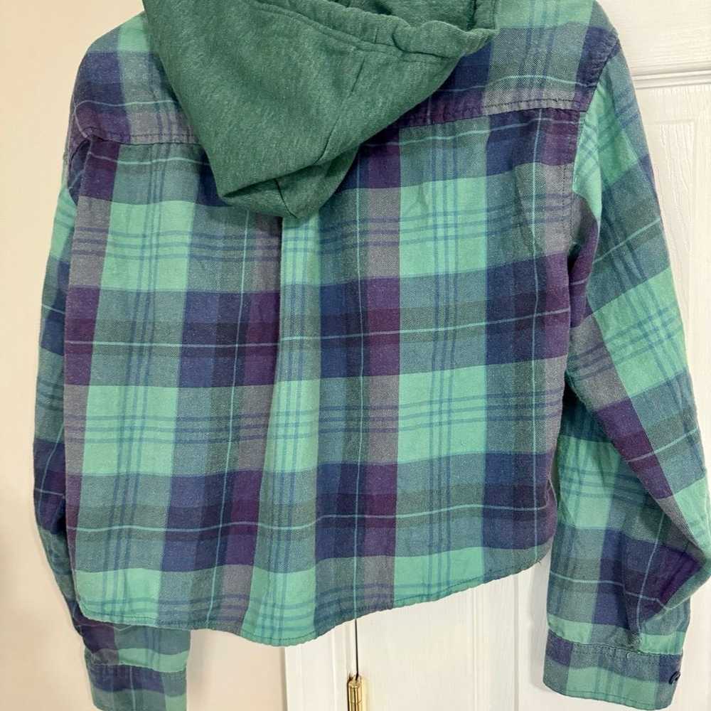 American Eagle Crop Hoodie Flannel - image 6