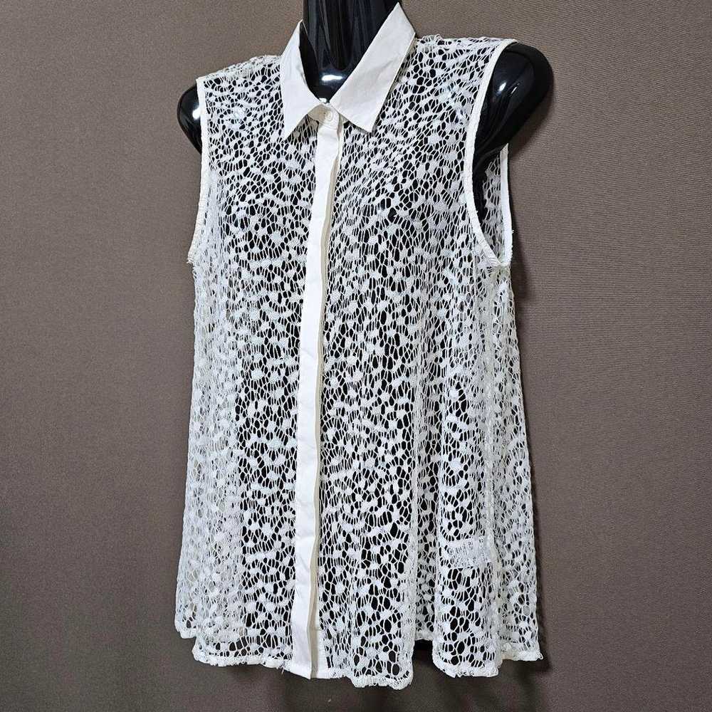 GU Sleeveless Lace Shirt Blouse - image 2