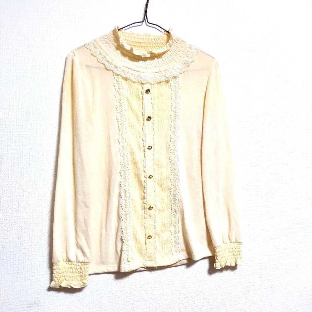 axes femme Long-Sleeved Shirt Cream Color Light Y… - image 2