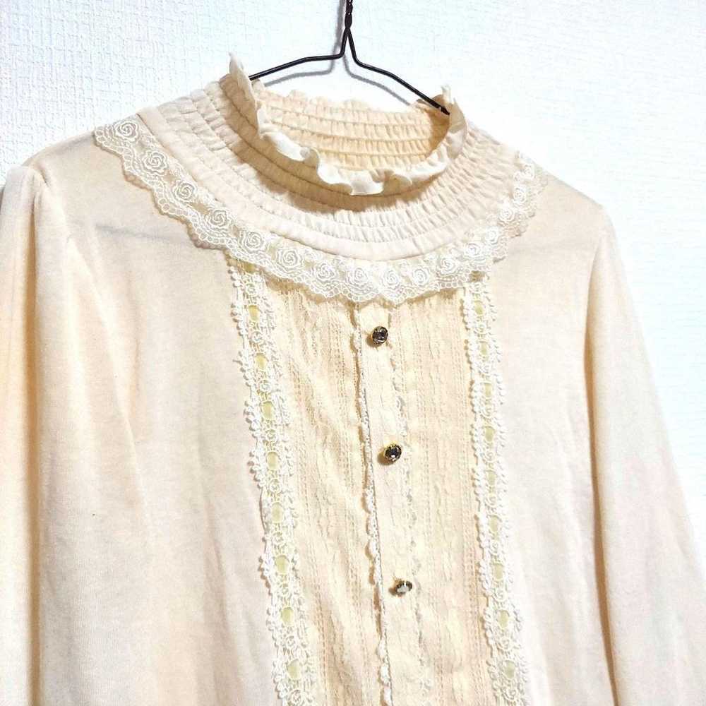 axes femme Long-Sleeved Shirt Cream Color Light Y… - image 4