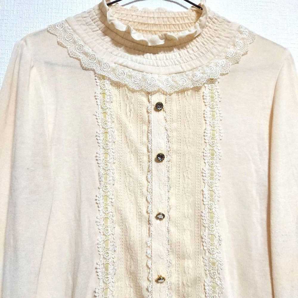 axes femme Long-Sleeved Shirt Cream Color Light Y… - image 5