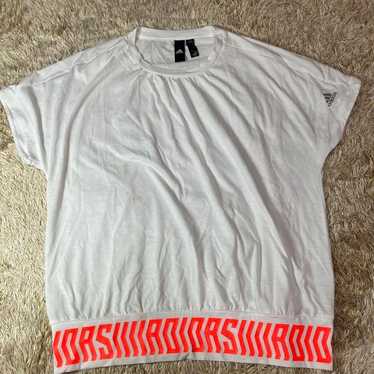 【adidas】Loose fit, short-sleeved shirt with logo … - image 1